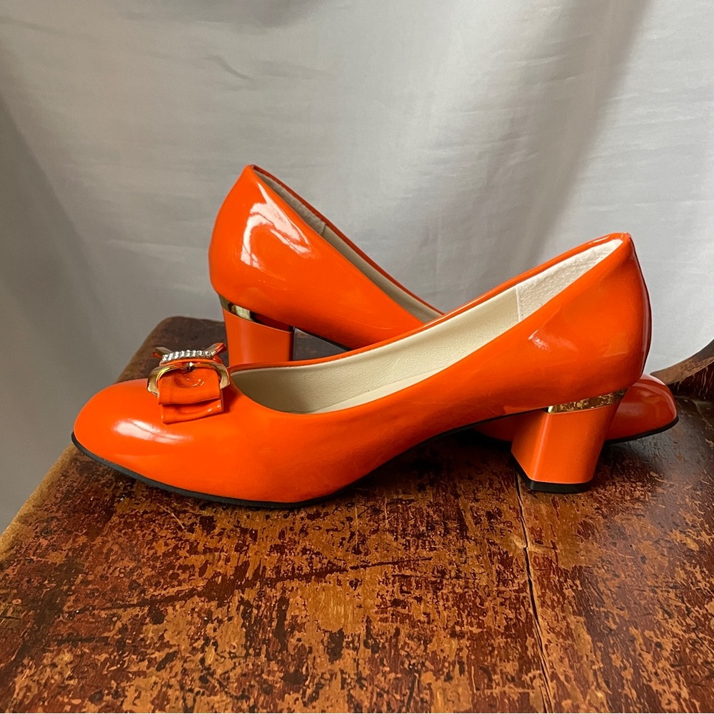 Orange shoes, size 8.5 - Picture 9 of 10